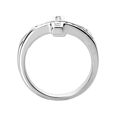 Fancy Round Diamond Ring (Total Diamond Weight 0.28ct, Quality GH-VS)