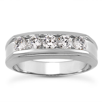 Mens Round Diamond Wedding Band (Total Diamond Weight 0.90ct, Quality GH-VS)