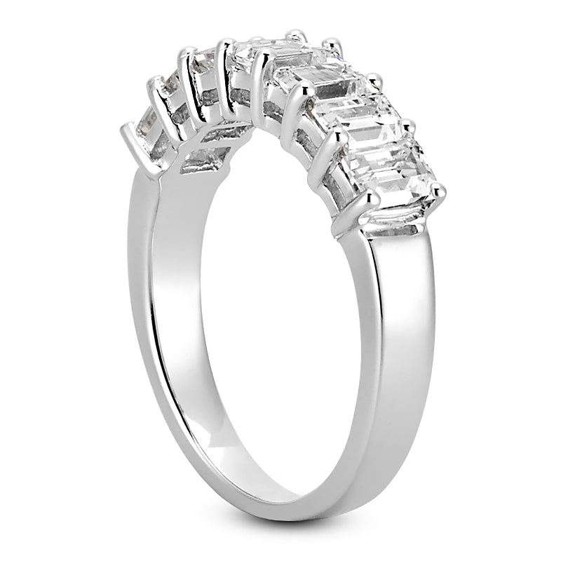 Emerald Cut Diamond Wedding Band (Total Diamond Weight 1.75ct, Quality GH-VS)