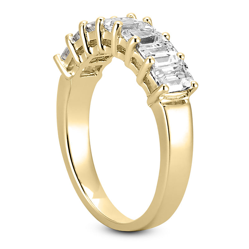 Emerald Cut Diamond Wedding Band (Total Diamond Weight 1.75ct, Quality GH-VS)